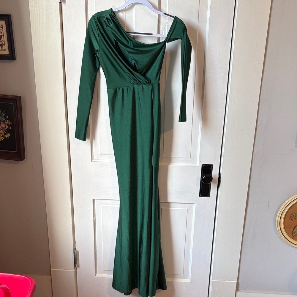 Fashion Nova Elegant Green Long Sleeve‎ Dress